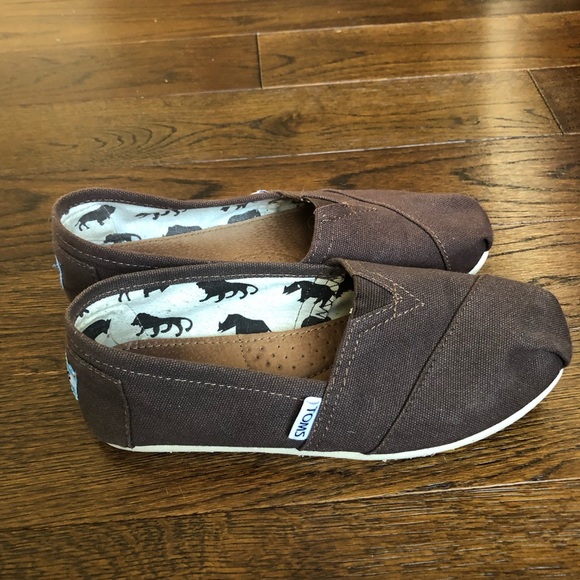 Toms Canvas Shoes - Picture 4 of 8